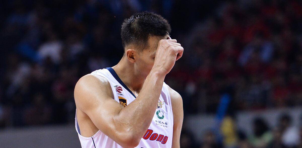 中超赛程吃紧;广东宏远今夜手感冰凉;态度坚定;医务组通报恢复 中超赛程吃紧;广东宏远今夜手感冰凉;态度坚定;医务组通报恢复